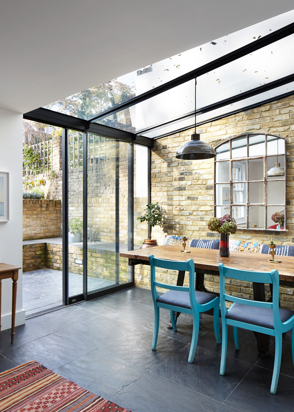 Mile End house extension by HÛT