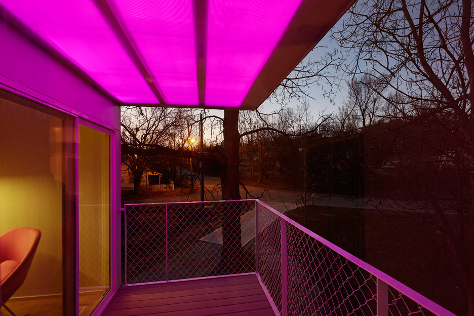 Mood ring house by Silo AR+D in Fayetteville, Arkansas