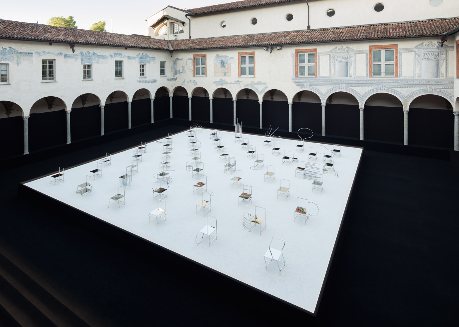 Nendo presents 50 Manga Chairs in Milan palazzo courtyard