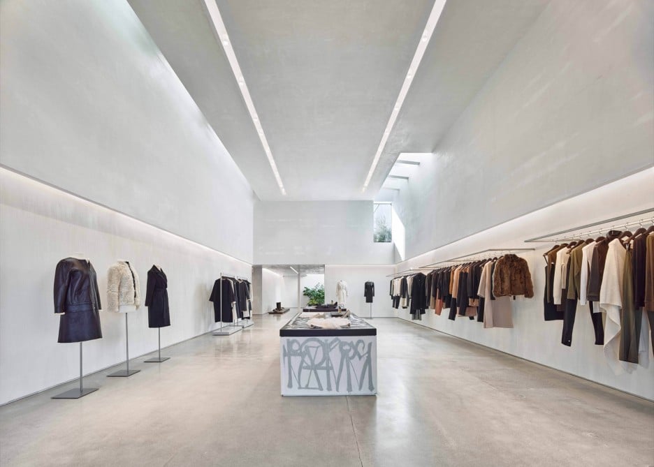 helmut-lang-showroom_standard-architecture_west-hollywood_dezeen_1568_1-936x669.jpg