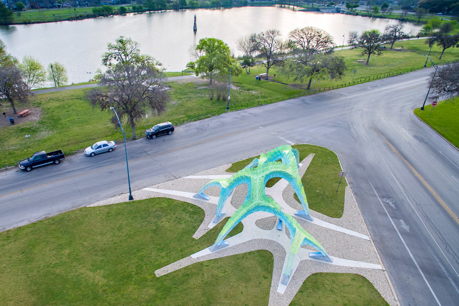 Spineway by Marc Fornes and theverymany public architecture in San Antonia, Texas, USA
