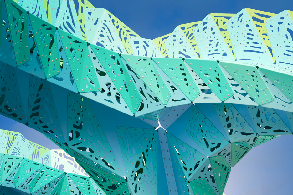 Spineway by Marc Fornes and theverymany public architecture in San Antonia, Texas, USA