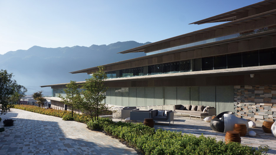 Yunfeng Spa Resort by Kengo Kuma Architects in Yunnan Province China