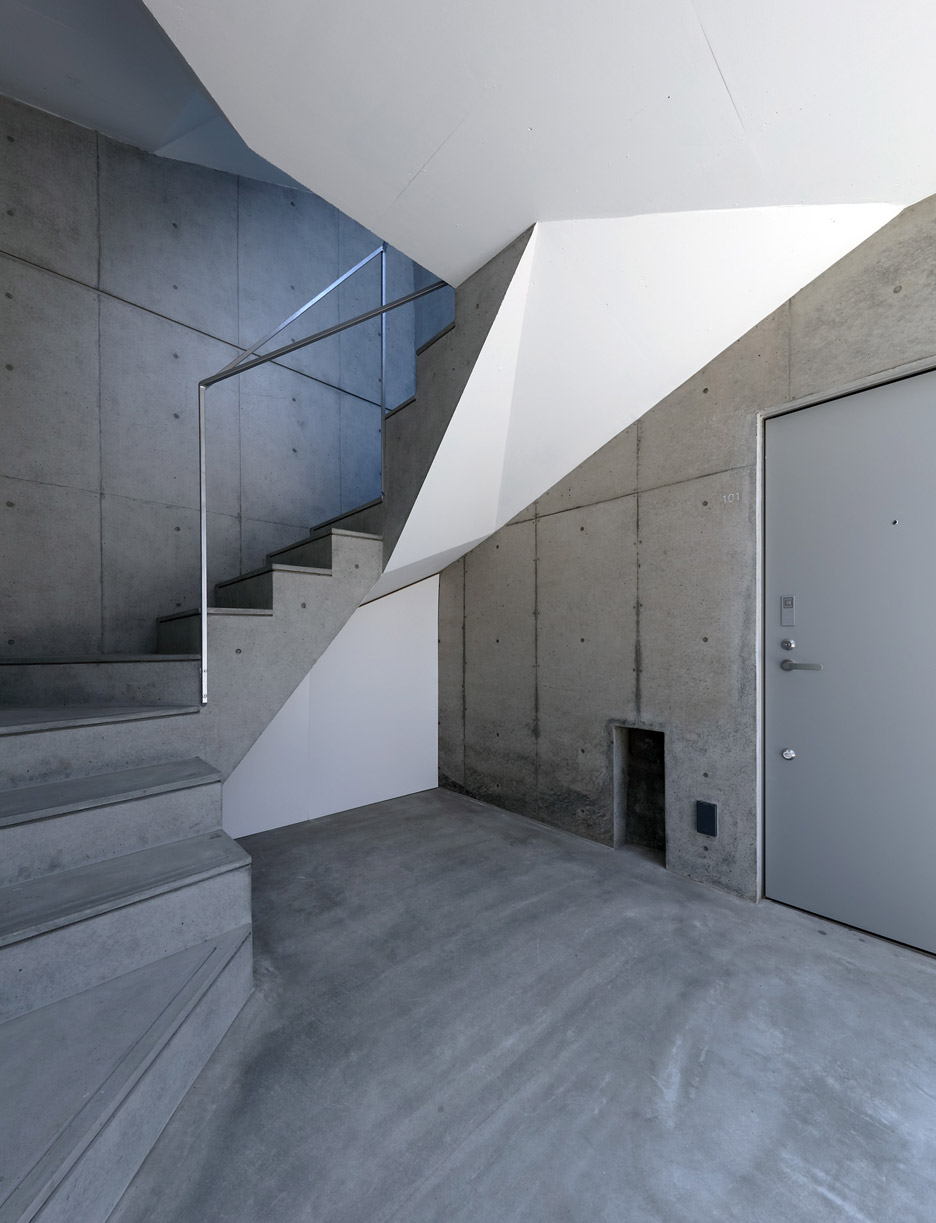 Hikone studio apartments in Japan by Alphaville architects