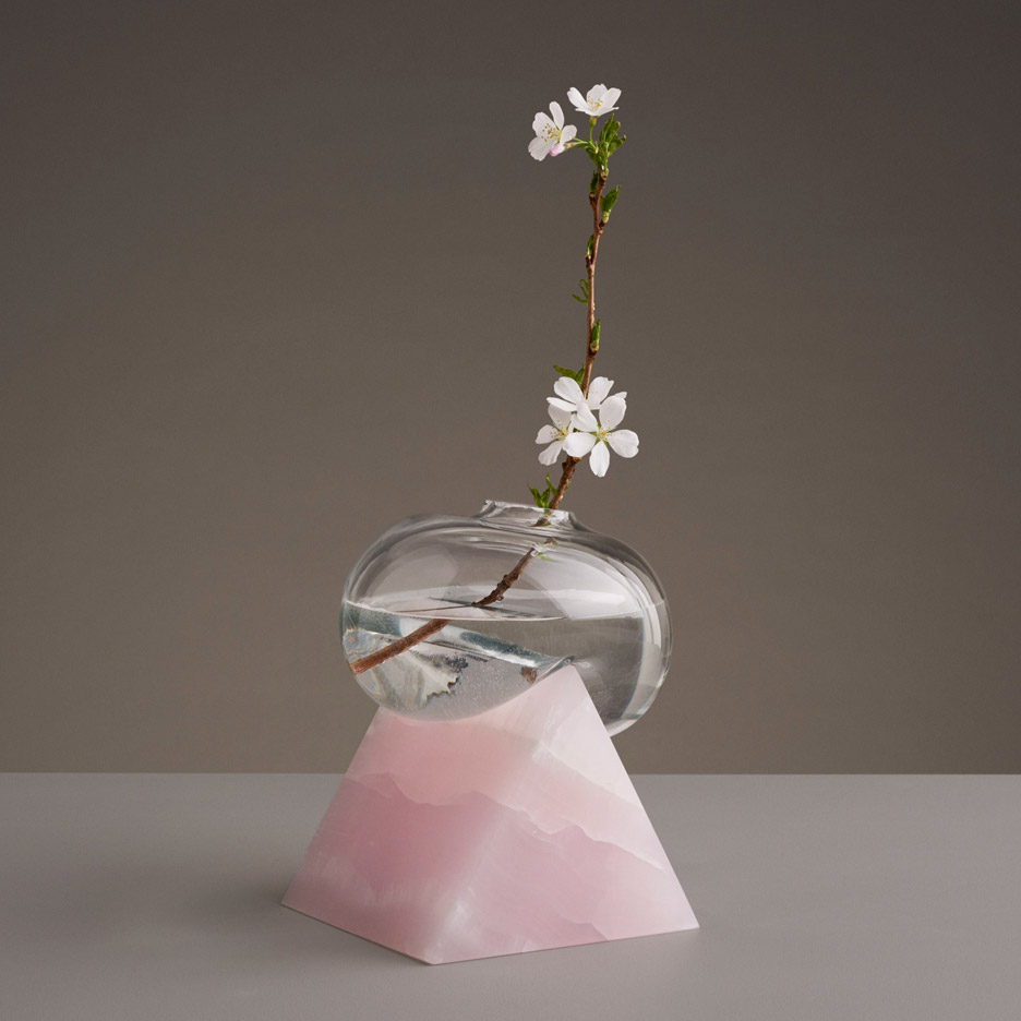 Indefinite Vase range designed by Erik Olovsson and EO Design emphasises the contrast between geometric lines and fluidity