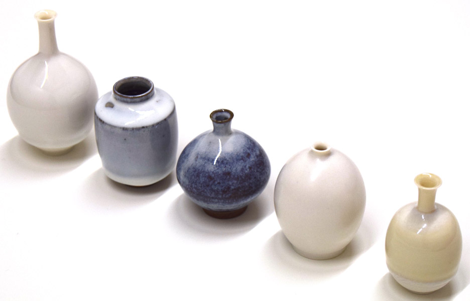 Miniature pots by Yuta Segawa