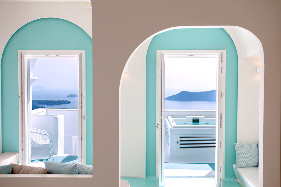 Andronikos Hotel Santorini by KLab