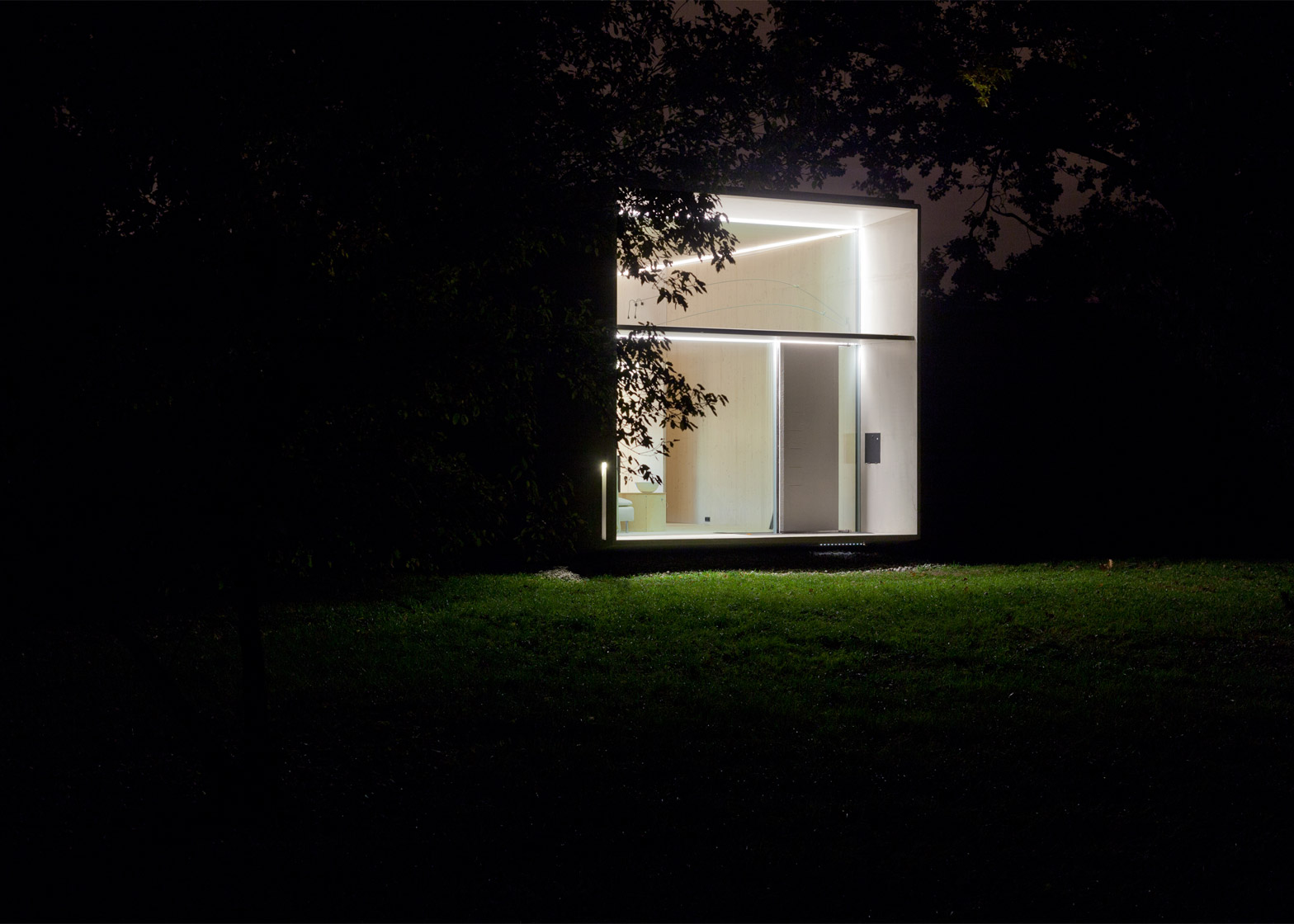 The Tini' Is a Light-Filled, Minimalist Prefab Tiny Home