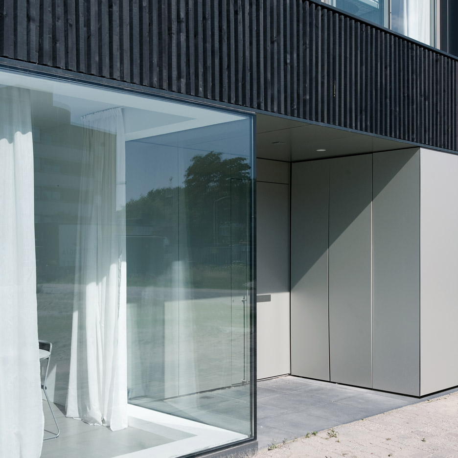 V13K05, a house and office space designed by Pasel Kuenzel architects in the Dutch city of Leiden