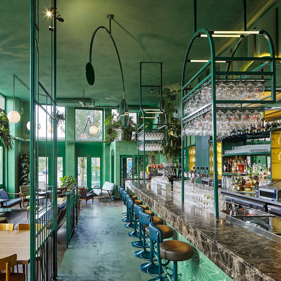 Bar Botanique in Amsterdam by Studio Modijefsky is filled with tropical plants