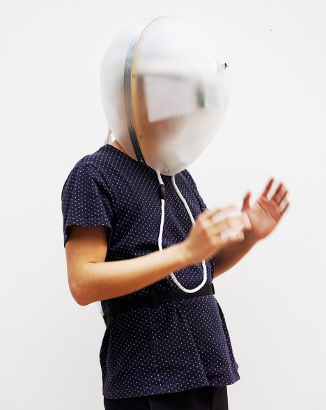 Di Peng recreates the experience of dementia with sense-distorting helmet