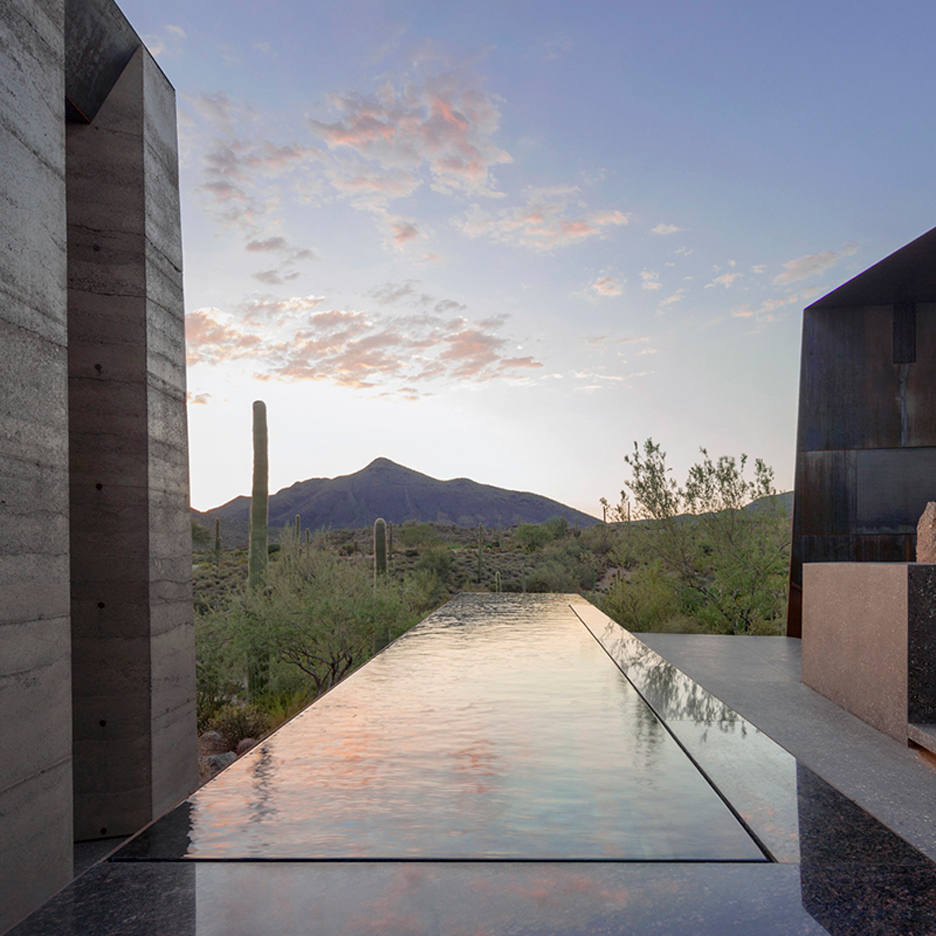 Desert Courtyard House od Wendell Burnette Architects