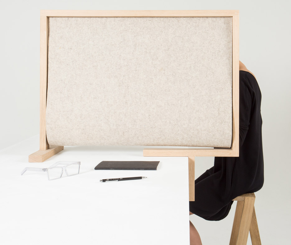 Pierre-Emmanuel Vandeputte designs desk divider for isolation