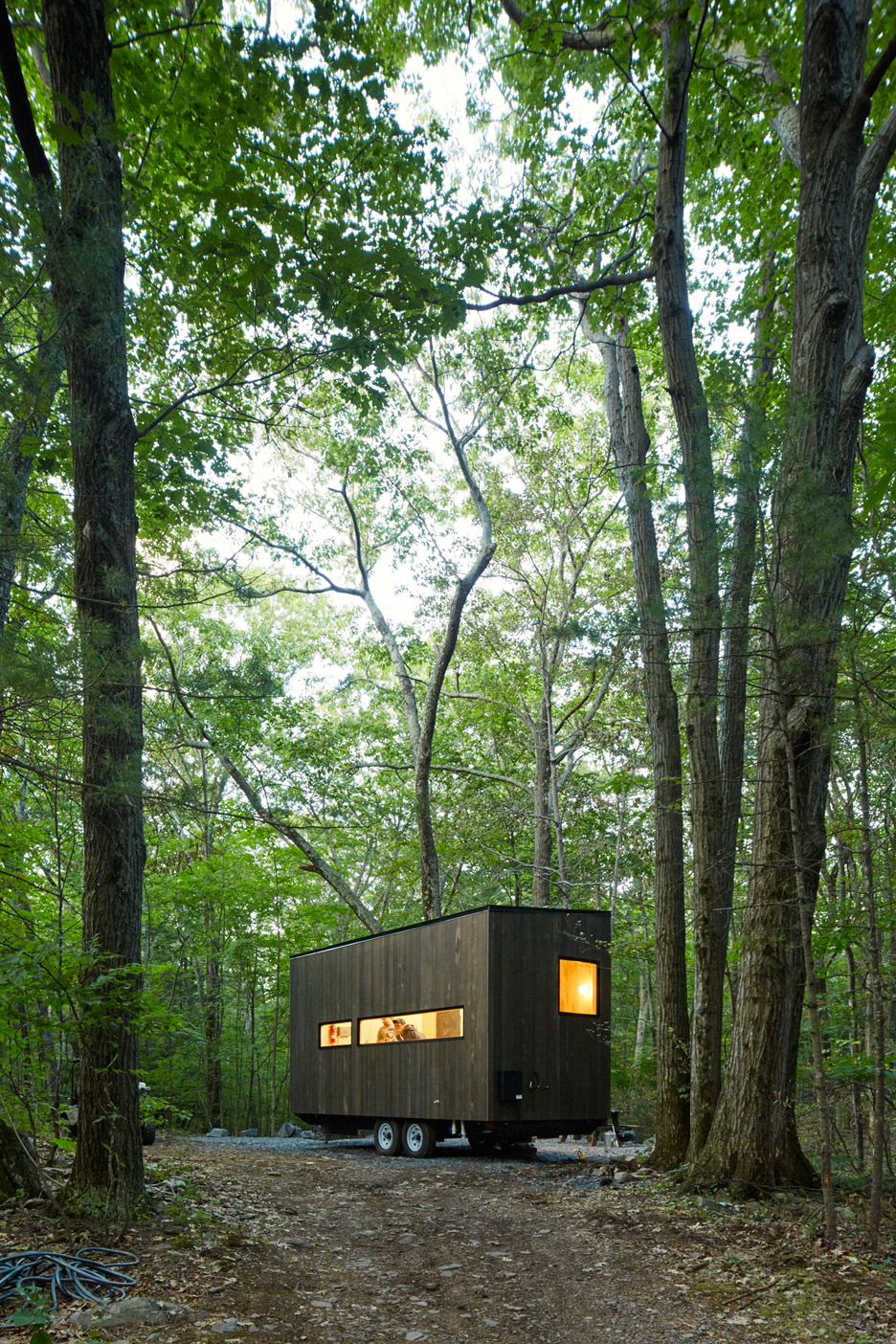 The Eleanor Cabin near New York. Photograph by Roderick Aichinger