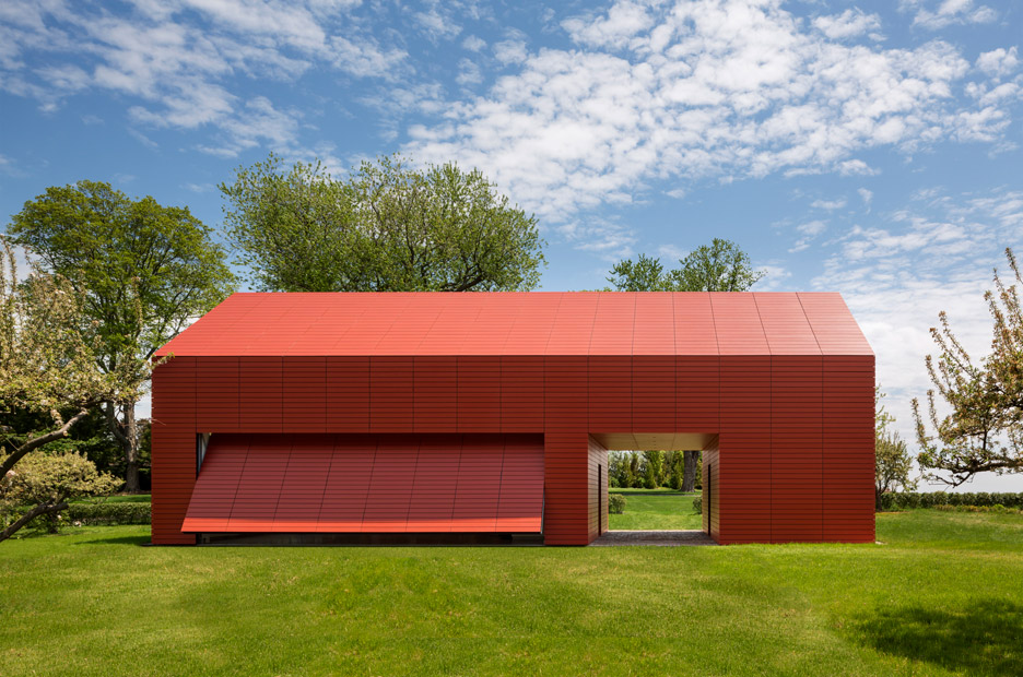 Red Barn by Roger Ferris + Partners