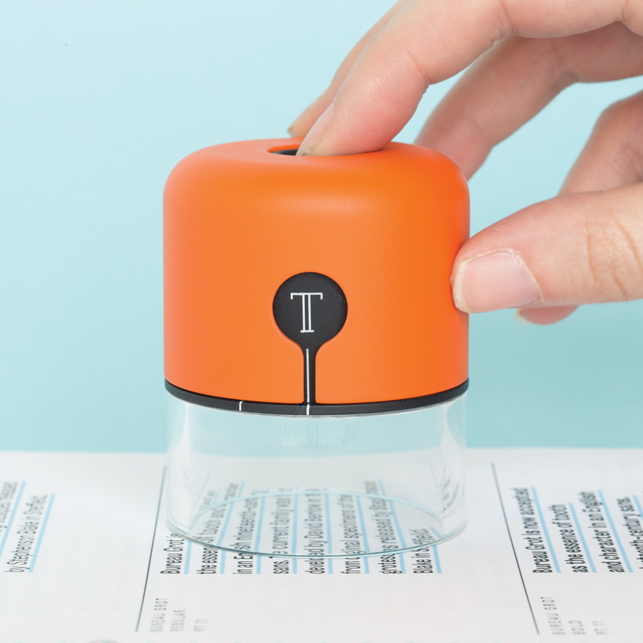 Fiona O'Leary designs pocket-sized font detector