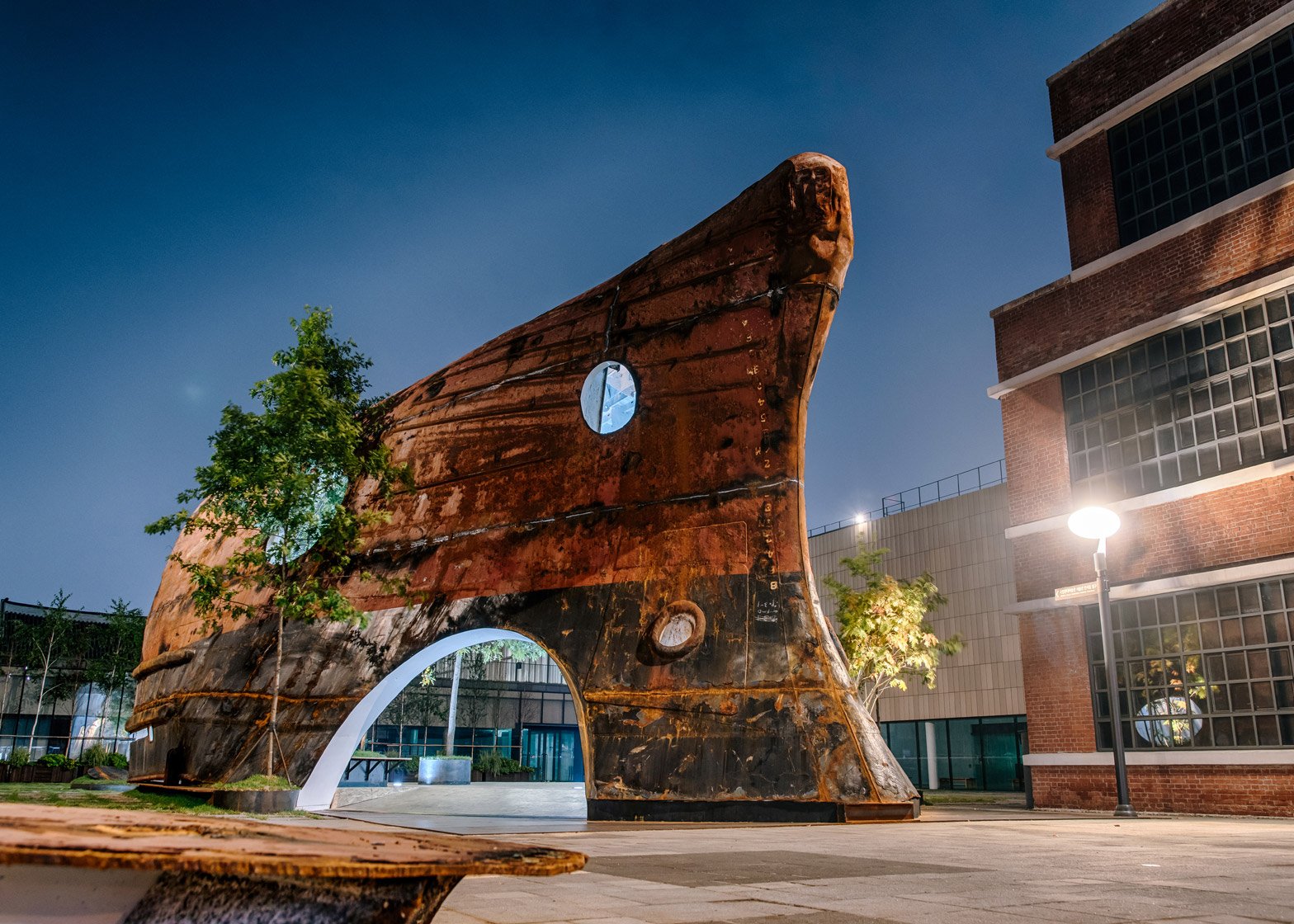 Temp'L by Shinslab Architecture is an installation recycled from a rusty old cargo ship for a museum courtyard in Seoul