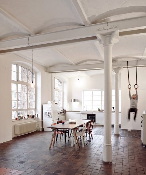 Ifub Creates Loft Apartment With Vaulted Ceilings In Former Berlin