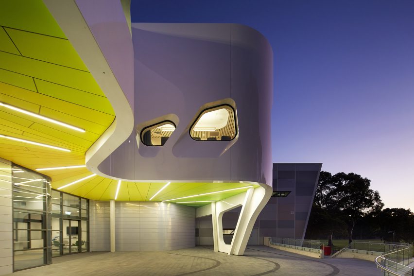 WAIS High Performance Service Centre by Dwpsuters in Perth, Australia. Photograph by Robert Frith