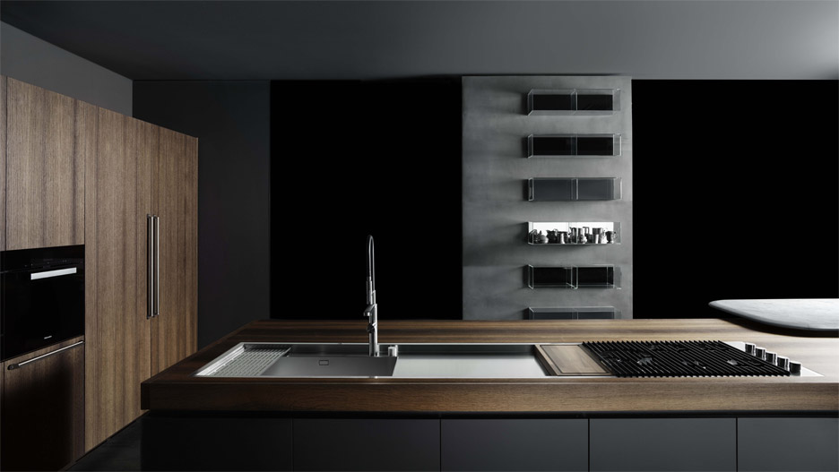 Piero Lissoni designs customisable kitchens for Boffi