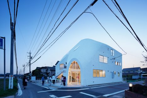 MAD transforms Japanese house into kindergarten with a two-storey slide