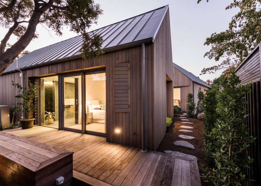 Case Ornsby Completes Cedar Clad House In Christchurch