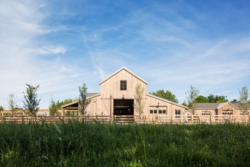 Snuck Farm by Lloyd Architects