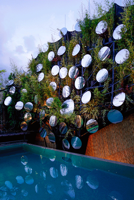 Splash by Manuel Ocaña Architecture