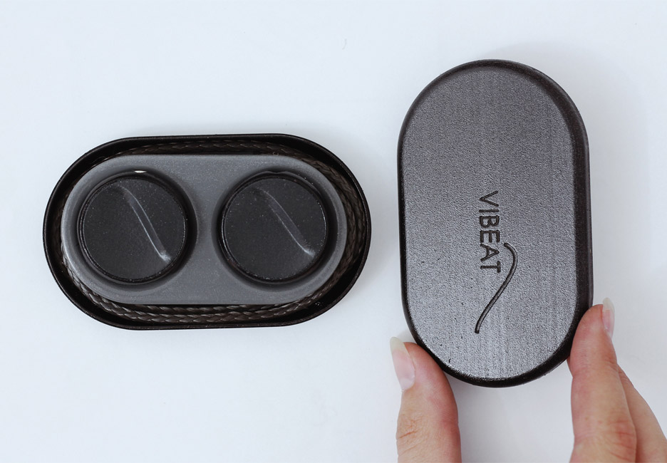 Liron Gino designs Vibeat listening device for the hearing impaired