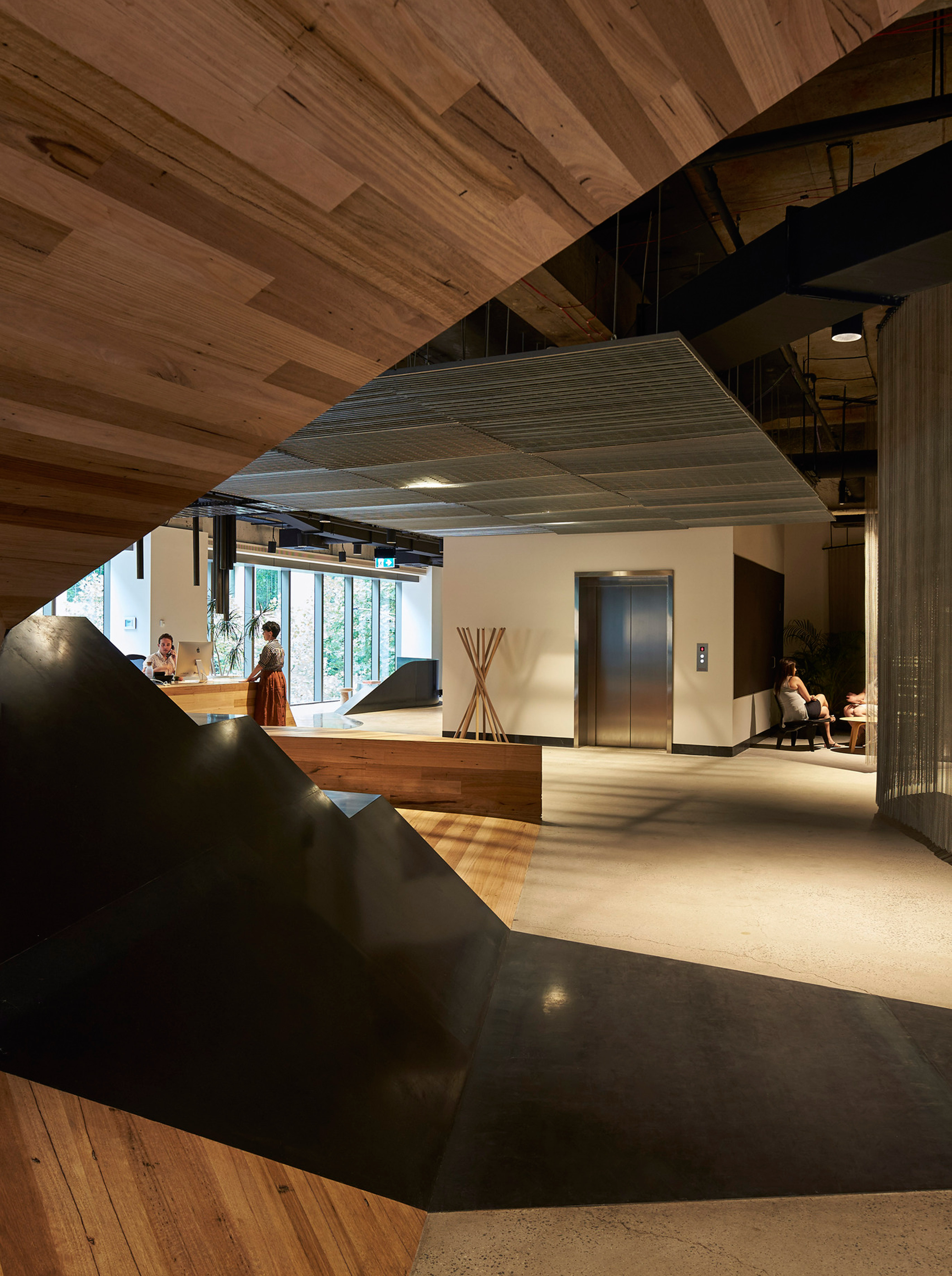woods-bagot-melbourne-studio-australia-office-interior_dezeen_3408_17