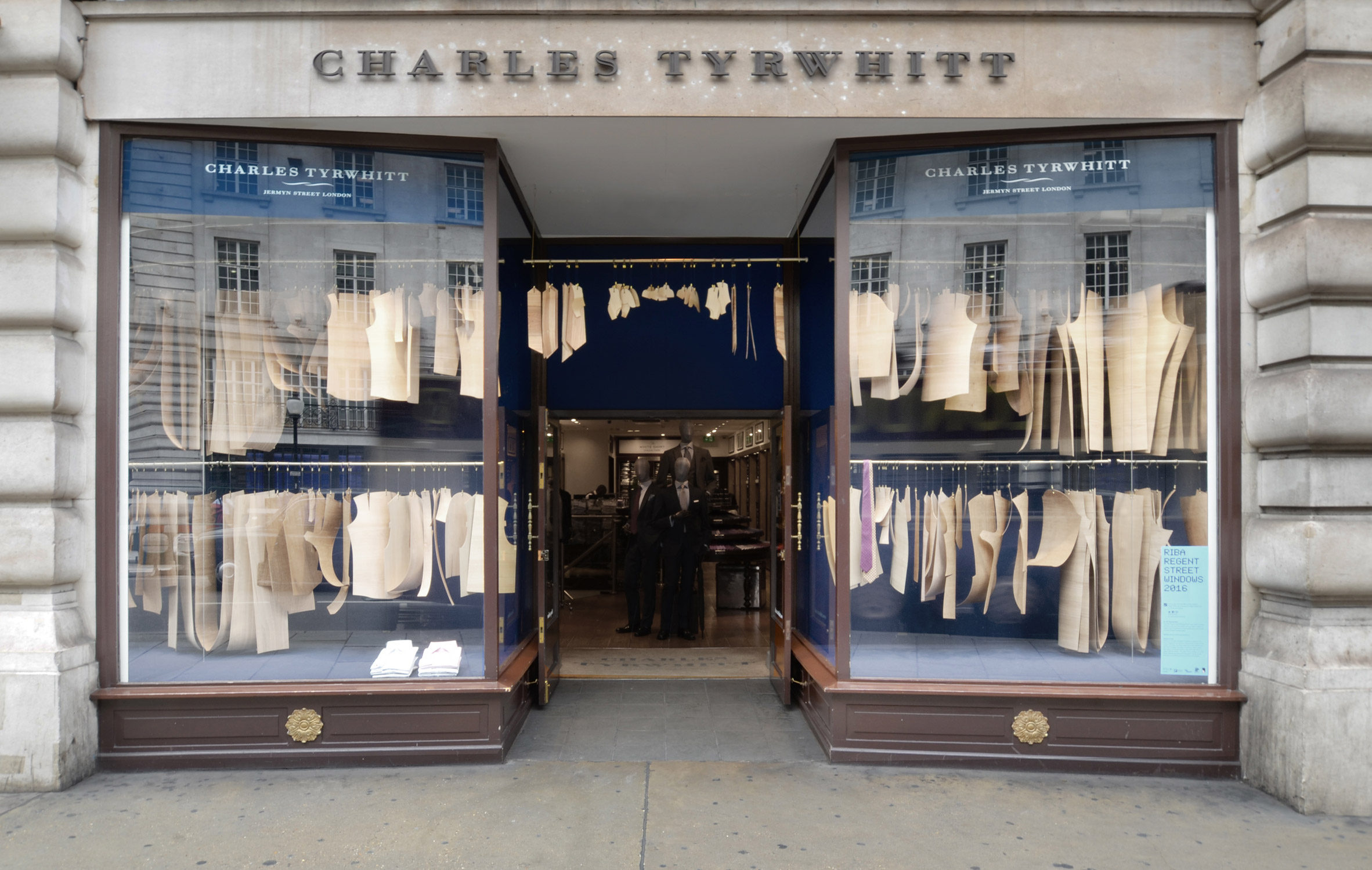 Charles Tyrwhitt RIBA window display 2016 with Bureau de Change