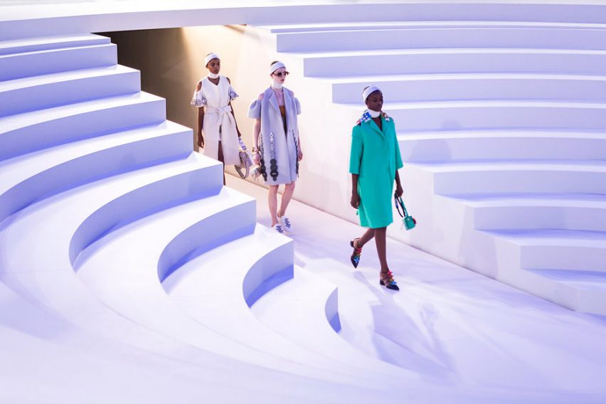 Anya Hindmarch presents Spring Summer 2017 collection on amphitheatre catwalk