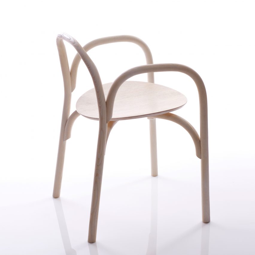 Samuel Wilkinson creates minimal chair using steam-bent wood chair