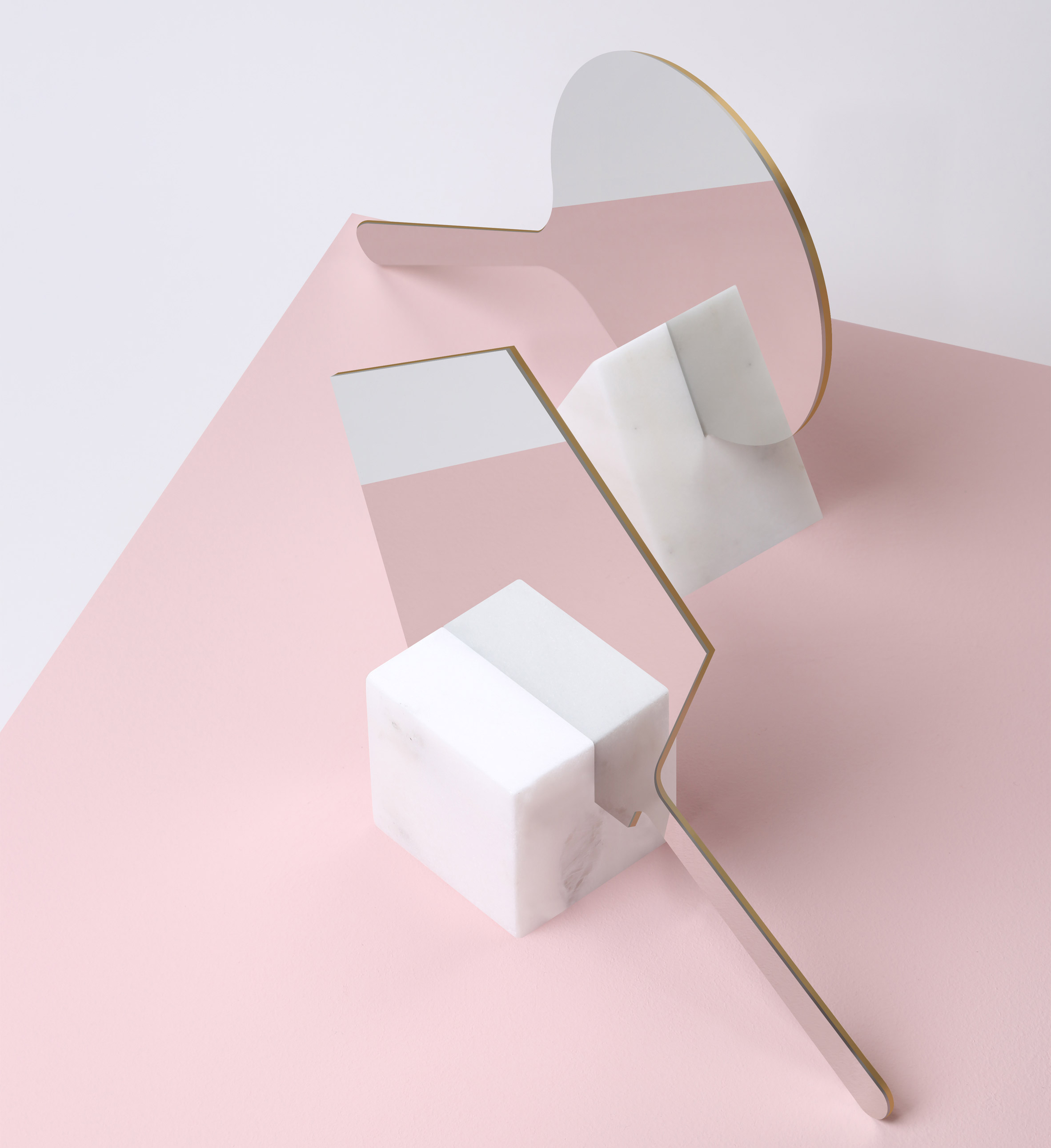 Richard Yasmine's Ashkal mirrors slice into geometric bases