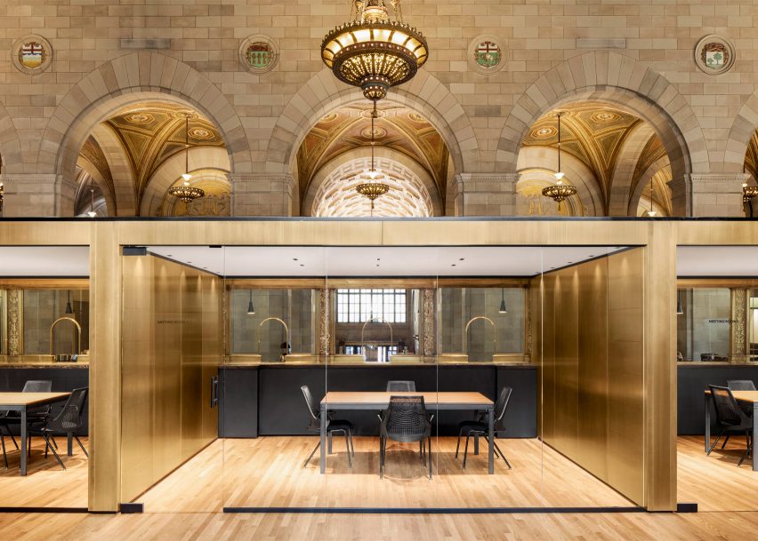 Henri Cleinge Adapts Grand Montreal Bank For Crew Offices And Cafe 3350