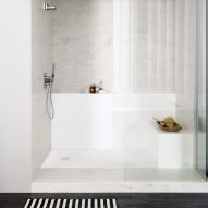 DuPont Corian introduces new bathand shower tray collections