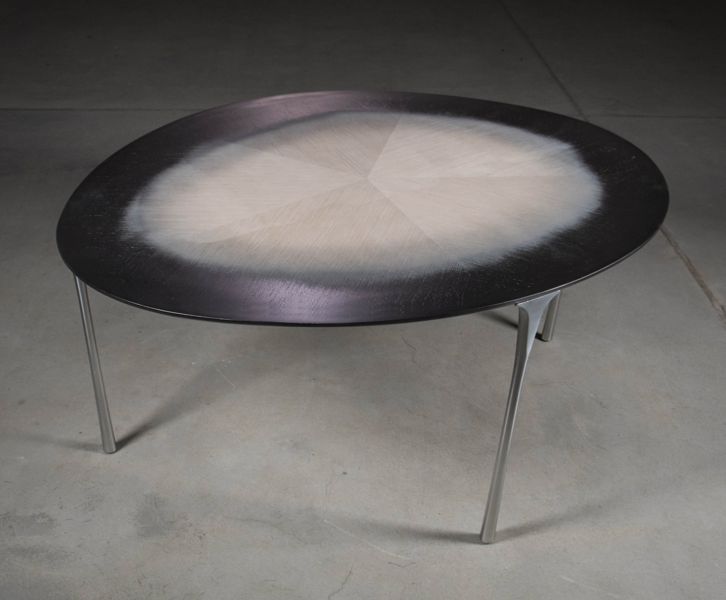 Echo Tables by Studio UUfie