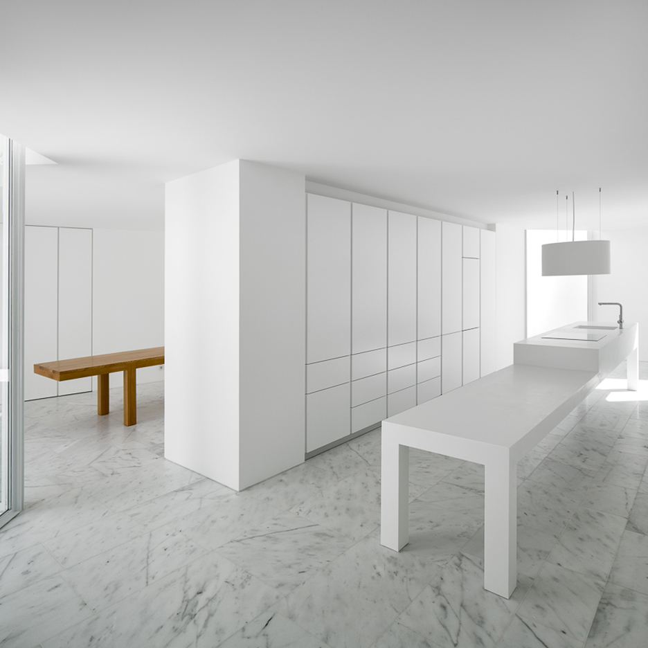 House in Alcobaca by Aires Mateaus is one of the 10 most popular marble interiors on Pinterest