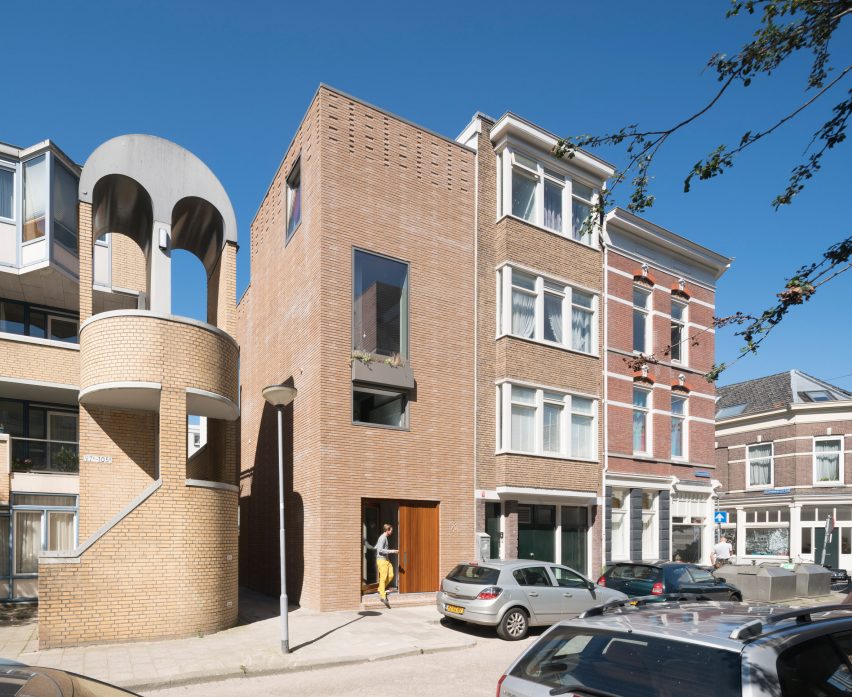Architectuur Maken uses 15 tonnes of rubble to create Rotterdam house