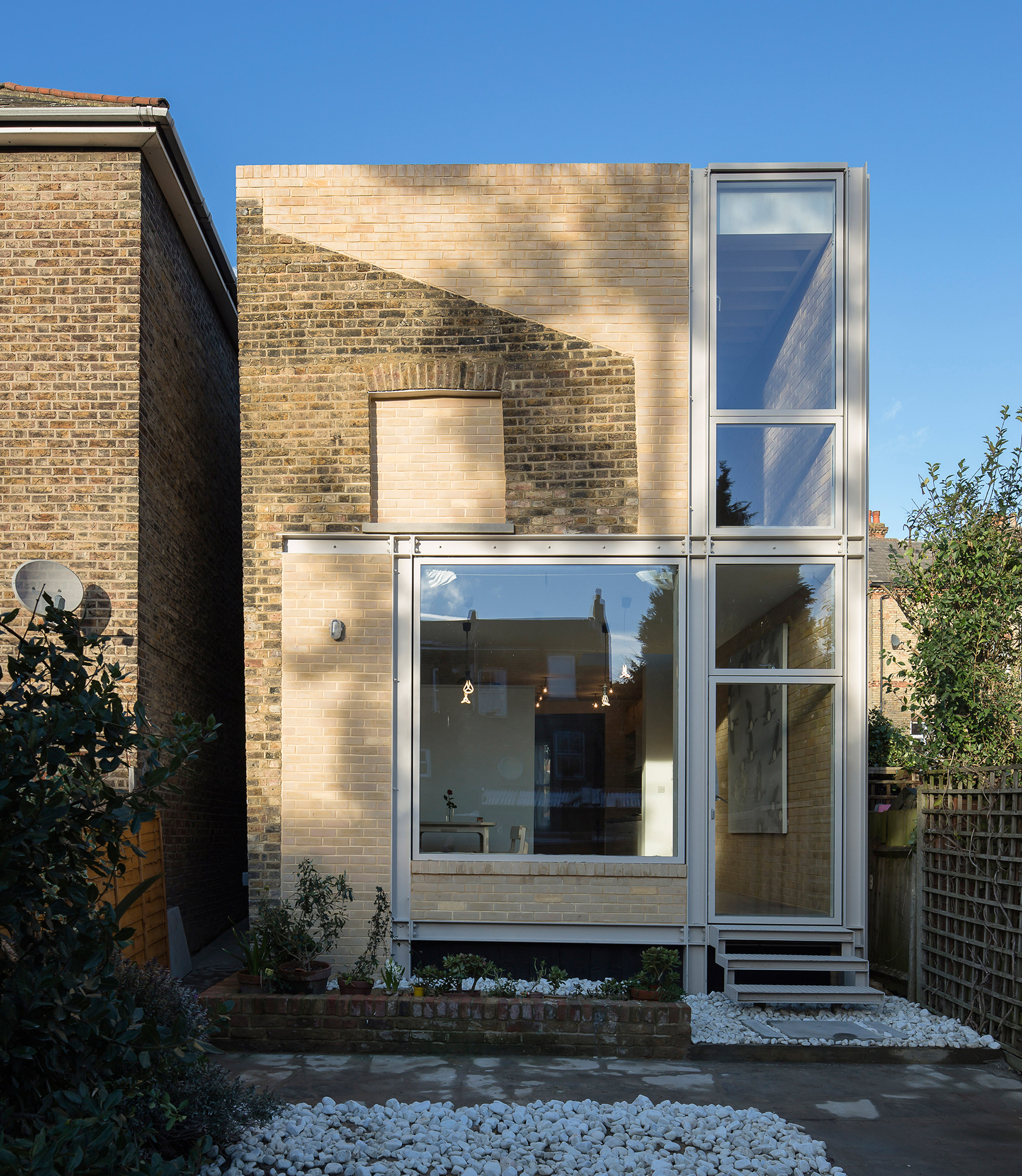 House of Trace by Tsuruta Architects shortlisted for the RIBA Stephen Lawrence award