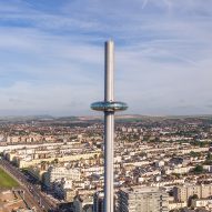 "Slight technical hitch" traps 180 passengers inside world's tallest moving observation tower