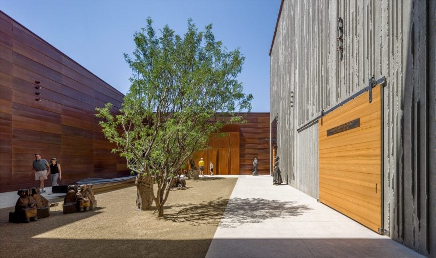 Studio Ma creates an Arizona museum with walls made of textured concrete