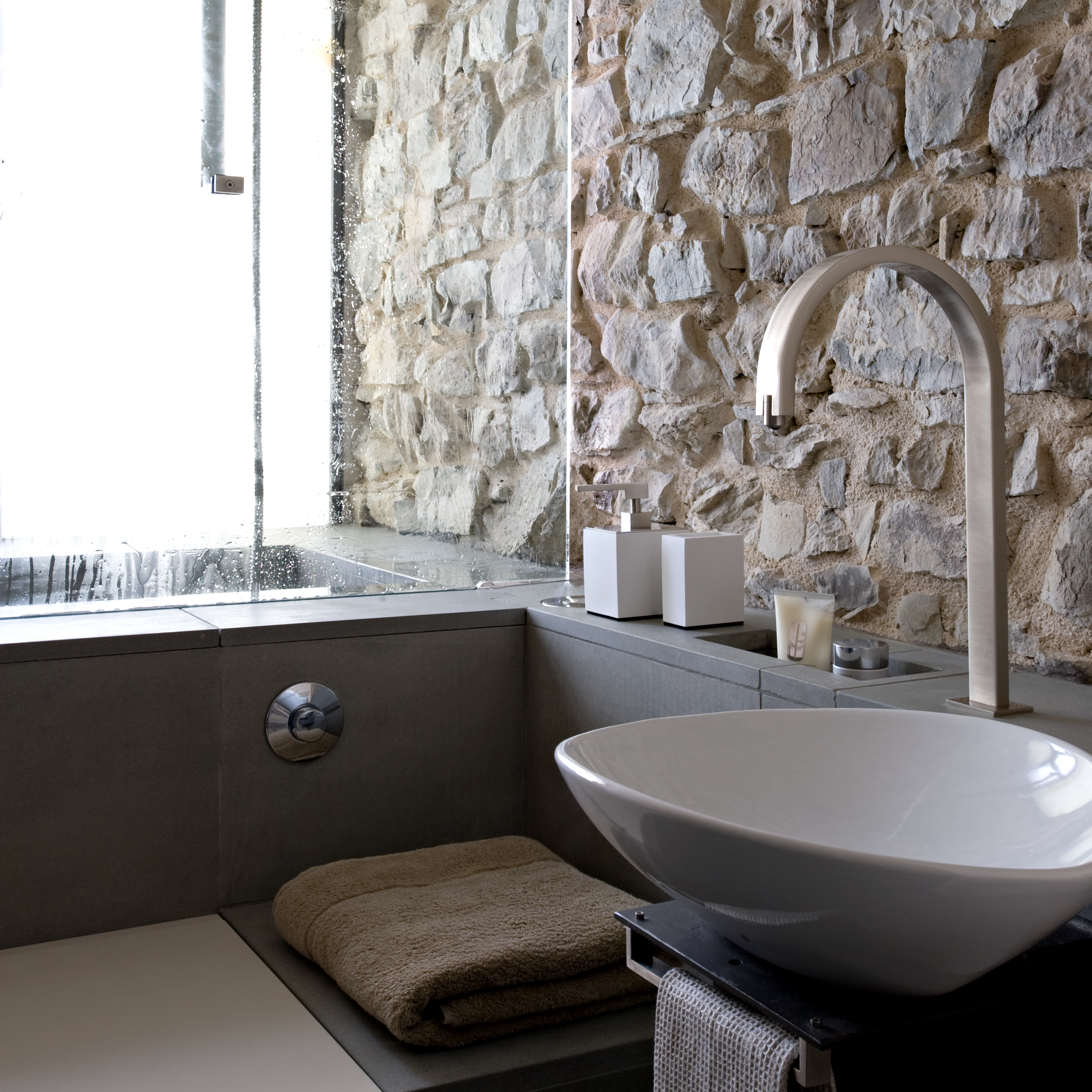 Torre di Moravola features in Dezeen's Pinterest bathroom roundup