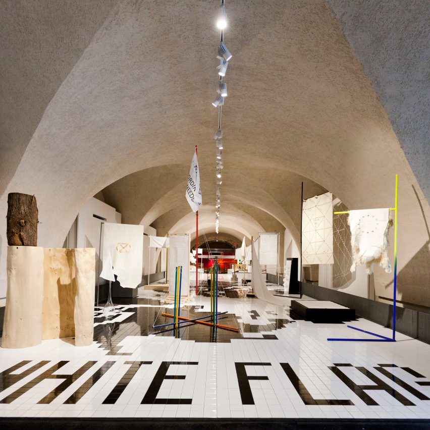 Biennale: White Flag