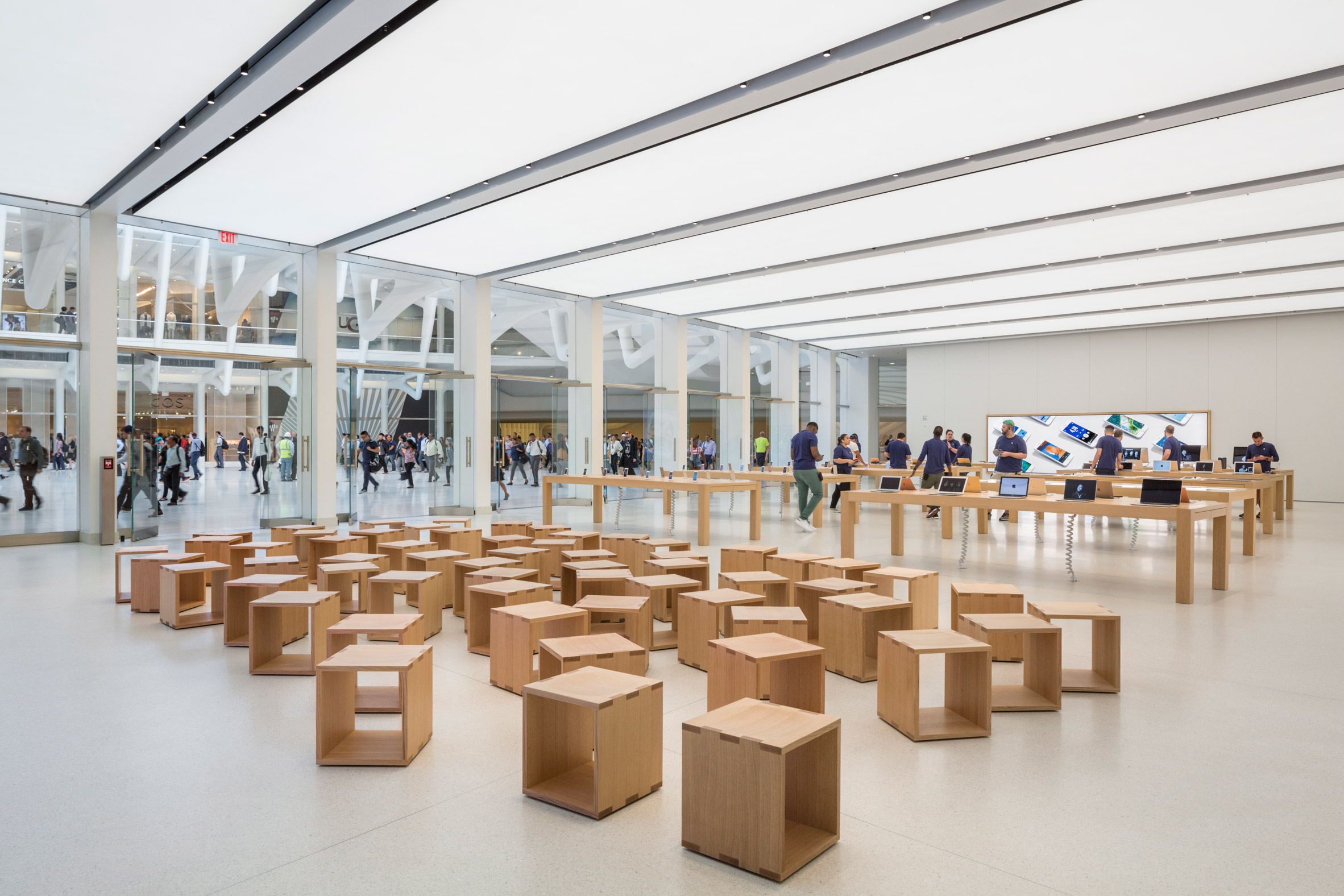 Exploring the Apple Store in the USA: A Pinnacle of Technology Retail