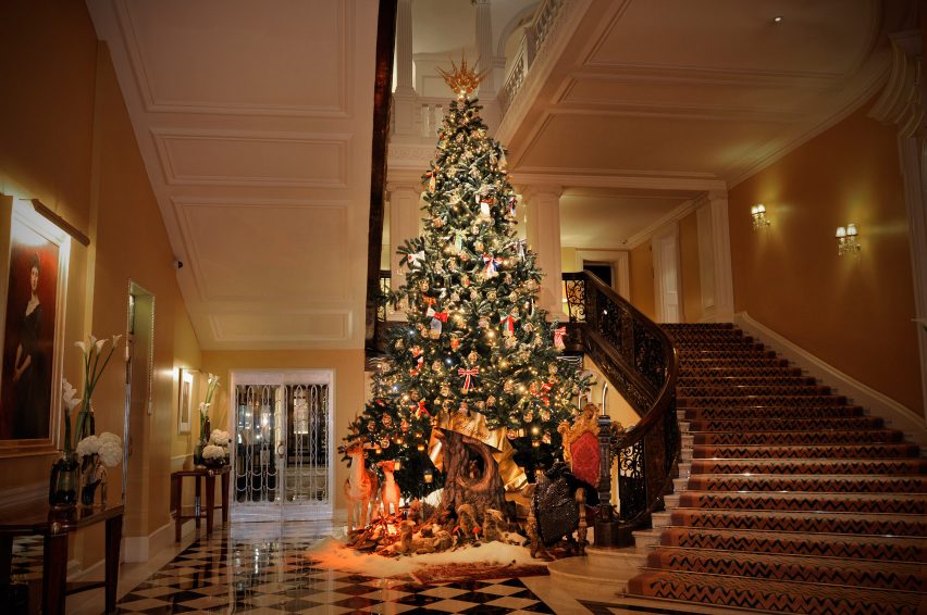 News: Jony Ive and Marc Newson to design Christmas tree
