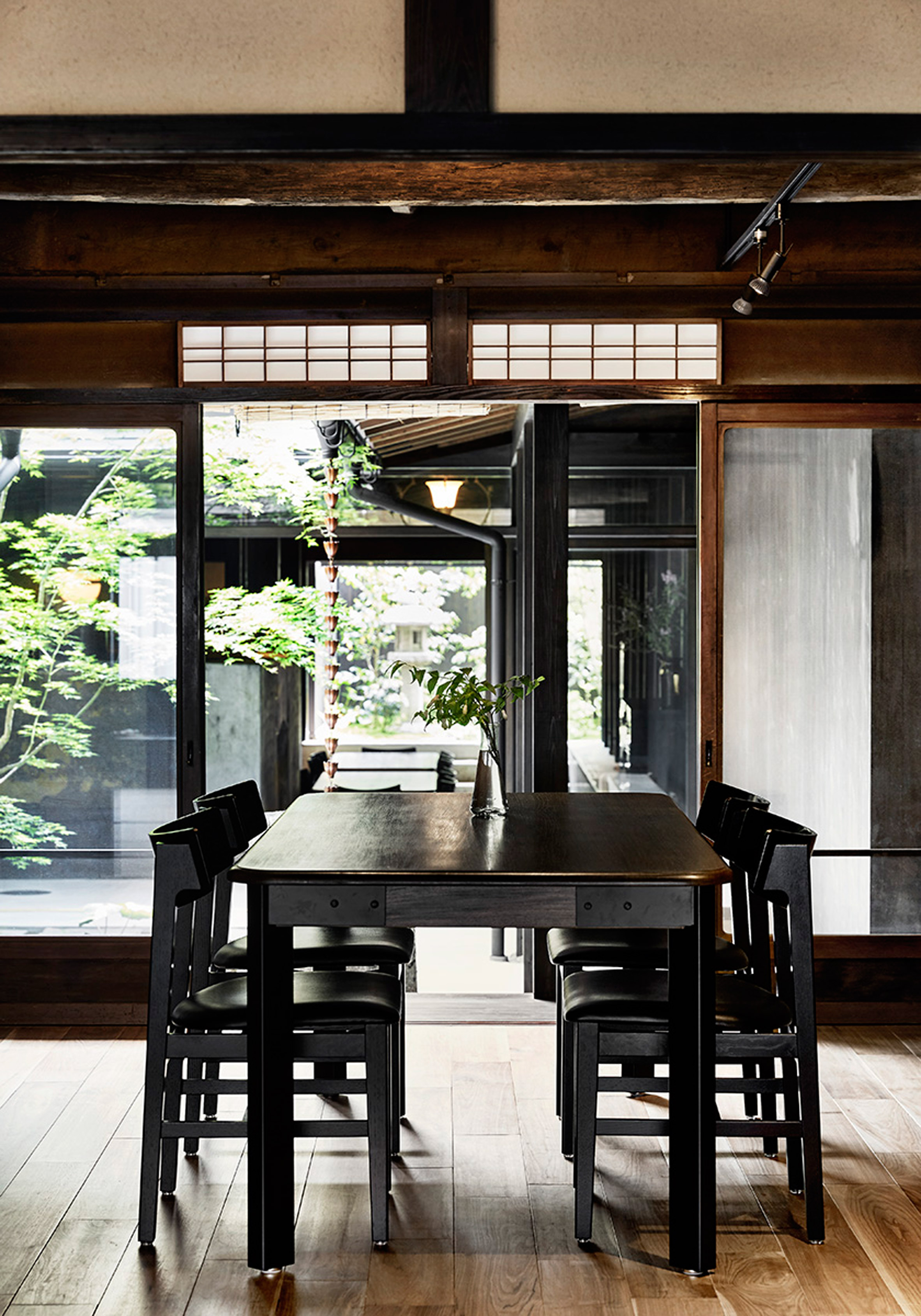 maoyashi-machiya-kyoto-house-uoya-shigenori-japan-architecture-residential_dezeen_2364_col_0