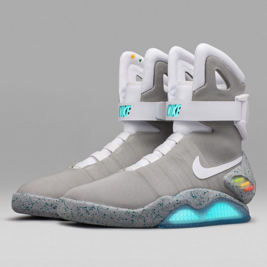 nike self lacing shoes back to the future