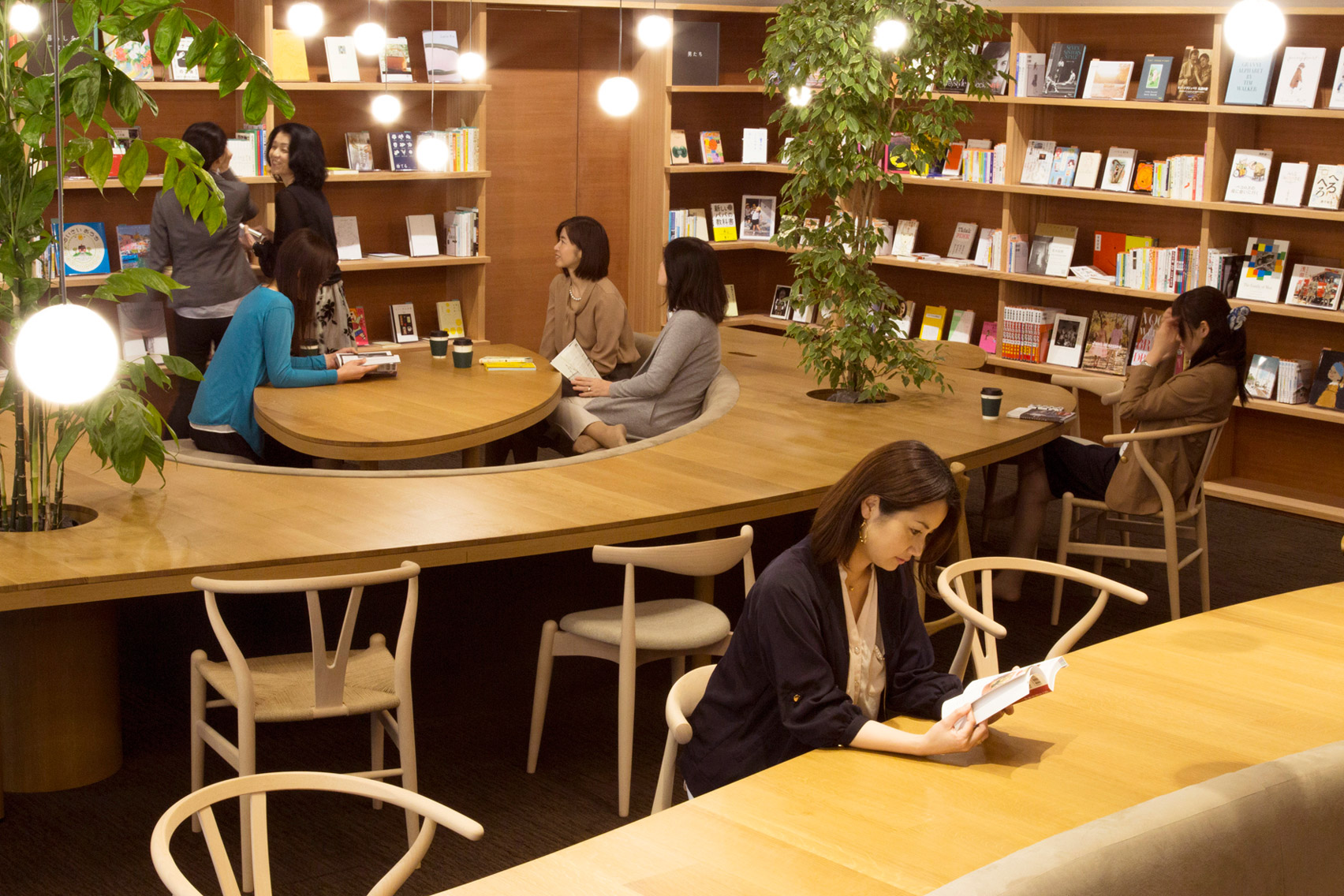 wil-womans-inspiration-library-japan-masa-architects-interiors_dezeen_1704_col_3