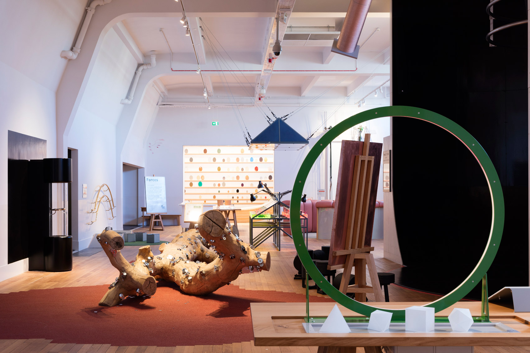 wonderlab-exhibition-interiors-design-science-museum-london-uk_dezeen_1704_col_9